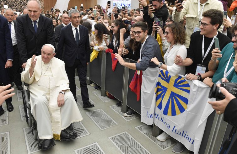 Papa Francesco e i giovani azione Cattolica