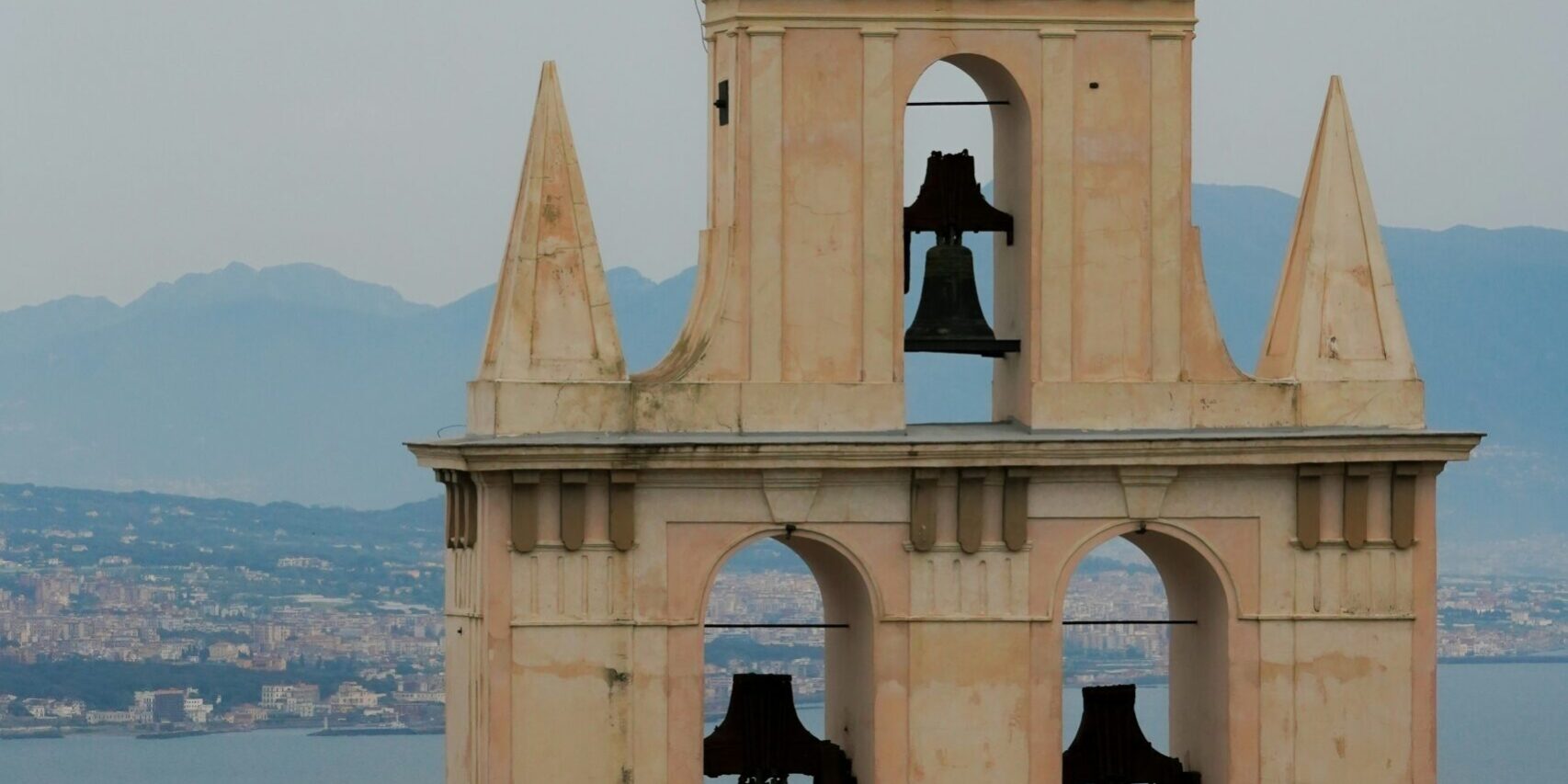Foto di Chelaxy Designs su Unsplash